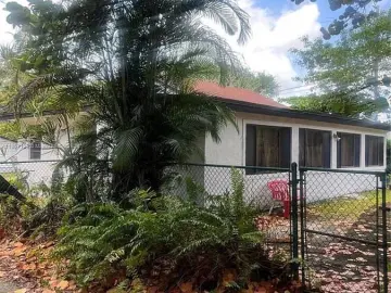 Detached House with xxxx sqft, x Bedrooms, x Bathroom