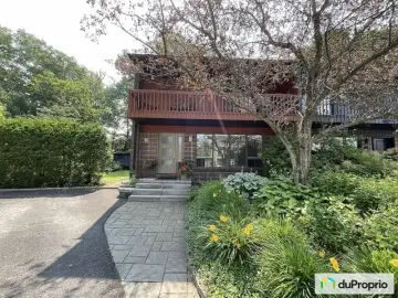 Semi Detached with x Bedrooms, x Bathroom