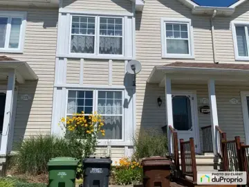 Semi Detached with x Bedrooms, x Bathroom