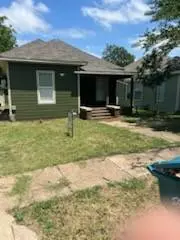 Detached House with x Bedrooms, x Bathrooms