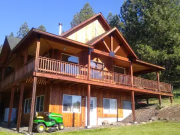 Detached House with xxxx sqft, x Bedrooms, xx Bathroo