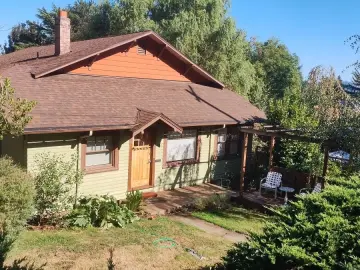 Detached House with xxxx sqft, x Bedrooms, x Bathroom