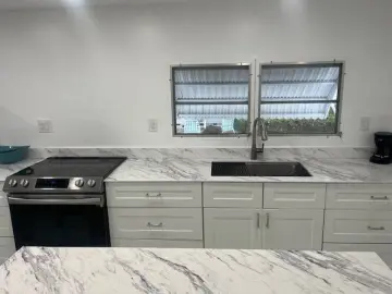 Multi Family with x Bedrooms, x Bathrooms