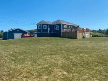 Detached House with x Bedrooms, x Bathroom