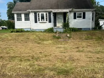 Detached House with xxxx sqft, x Bedrooms, x Bathroom