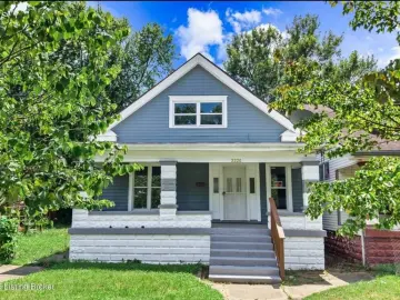 Detached House with xxxx sqft, x Bedrooms, xx Bathroo