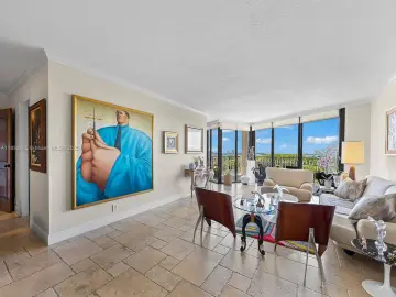 Condominium with x Bedrooms, x Bathrooms