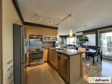 Condominium with x Bedrooms, x Bathroom