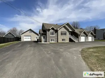 Multi Family with x Bedrooms, x Bathroom