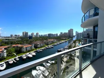Condominium with xxxx sqft, x Bedrooms, x Bathrooms