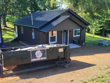 Detached House with xxx sqft, x Bedrooms, x Bathroom