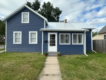Detached House with x Bedrooms, x Bathroom