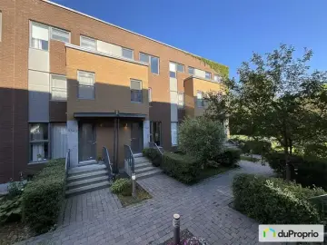 Semi Detached with x Bedrooms, x Bathroom