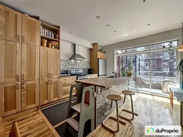 Multi Family with x Bedrooms, x Bathroom