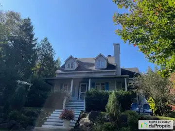 Detached House with x Bedrooms, x Bathroom