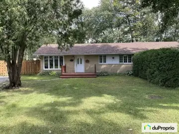 Semi Detached with x Bedrooms, x Bathroom