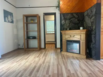 Condominium with xxx sqft, x Bedrooms, x Bathroom
