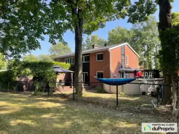 Cottage with x Bedrooms, x Bathroom