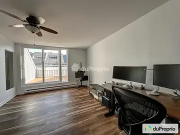 Condominium with xxxx sqft, x Bedrooms, x Bathroom