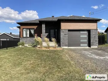 Land with x Bedrooms, x Bathrooms