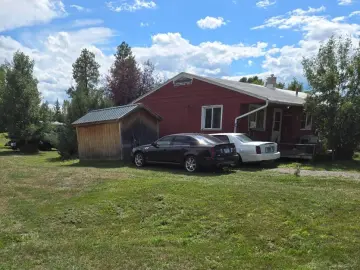 Detached House with xxxx sqft, x Bedrooms, x Bathroom