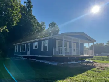 Detached House with xxxx sqft, x Bedrooms, x Bathroom