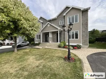 Semi Detached with x Bedrooms, x Bathroom