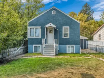 Multi Family with xxx sqft, x Bedrooms, x Bathrooms