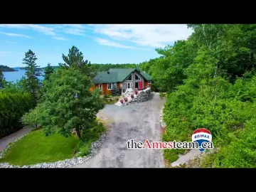 Detached House with xxxx sqft, x Bedrooms, x Bathroom