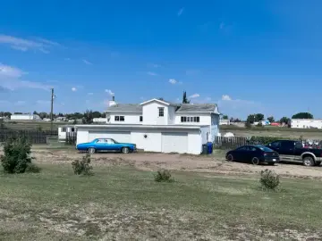 Land with x Bedrooms, x Bathrooms