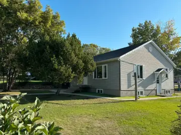 Detached House with x Bedrooms, x Bathrooms