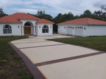 Detached House with x Bedrooms, x Bathrooms