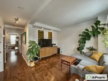 Land with x Bedrooms, x Bathrooms