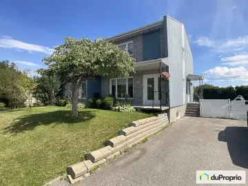Land with x Bedrooms, x Bathrooms