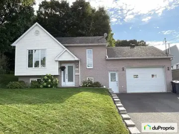 Detached House with x Bedrooms, x Bathroom