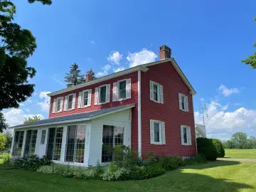 Detached House with xxxx sqft, x Bedrooms, x Bathroom