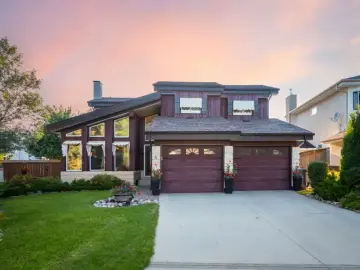 Detached House with xxxx sqft, x Bedrooms, x Bathroom