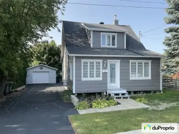 Cottage with x Bedrooms, x Bathrooms
