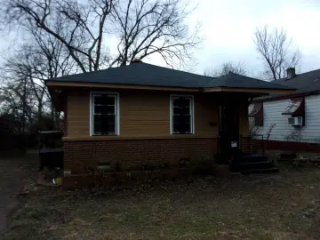 Detached House with xxx sqft, x Bedrooms, x Bathroom