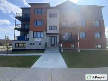 Multi Family with x Bedrooms, x Bathrooms