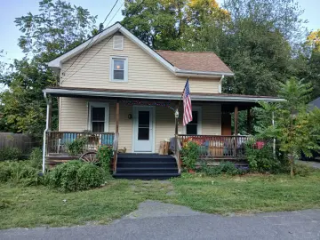 Cottage with x Bedrooms, x Bathroom