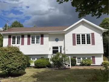 Detached House with xxxx sqft, x Bedrooms, x Bathroom