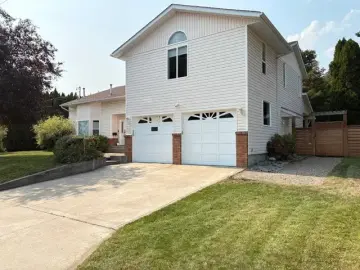 Land with x Bedrooms, x Bathrooms