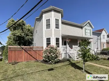 Semi Detached with x Bedrooms, x Bathroom