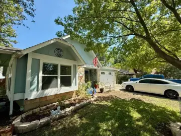 Detached House with xxxx sqft, x Bedrooms, x Bathroom