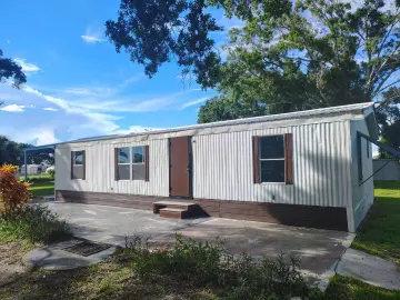 Detached House with xxxx sqft, x Bedrooms, x Bathroom