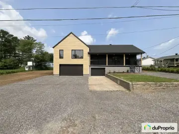 Detached House with x Bedrooms, x Bathrooms