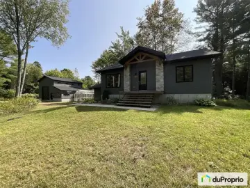 Detached House with x Bedrooms, x Bathroom