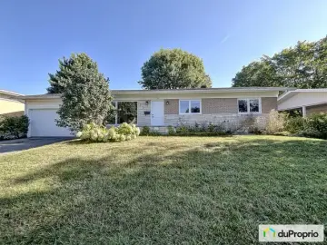 Detached House with x Bedrooms, x Bathroom