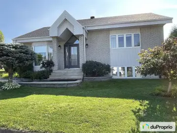 Land with x Bedrooms, x Bathrooms